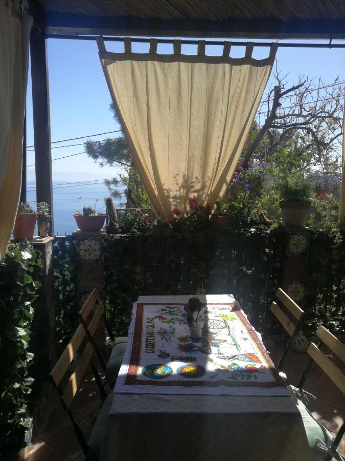 Casa Donna Fiorella Tipica Siciliana タオルミーナ エクステリア 写真